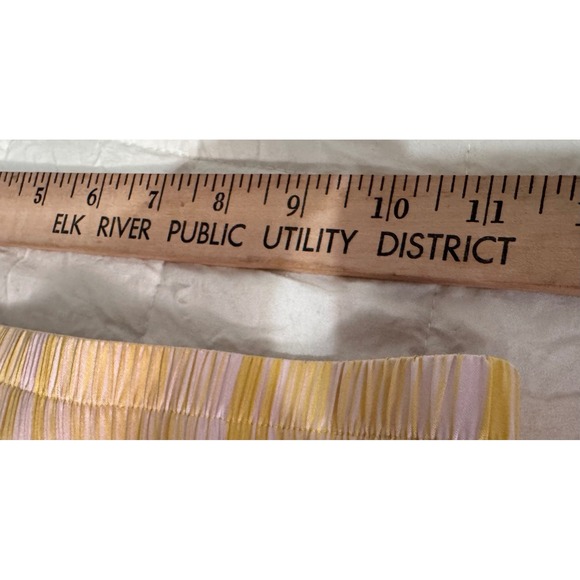 Vintage Victorias Secret XS Lounge‎ Shorts Yellow Stripe Satin Sleepwear Pajama - Picture 4 of 5